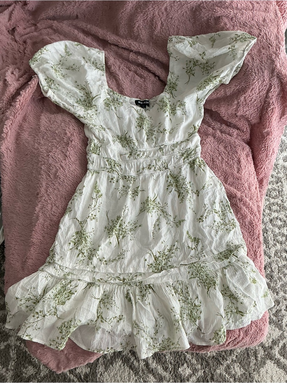 Max + Ash White Floral Ruffle Dress with Puff Sleeves